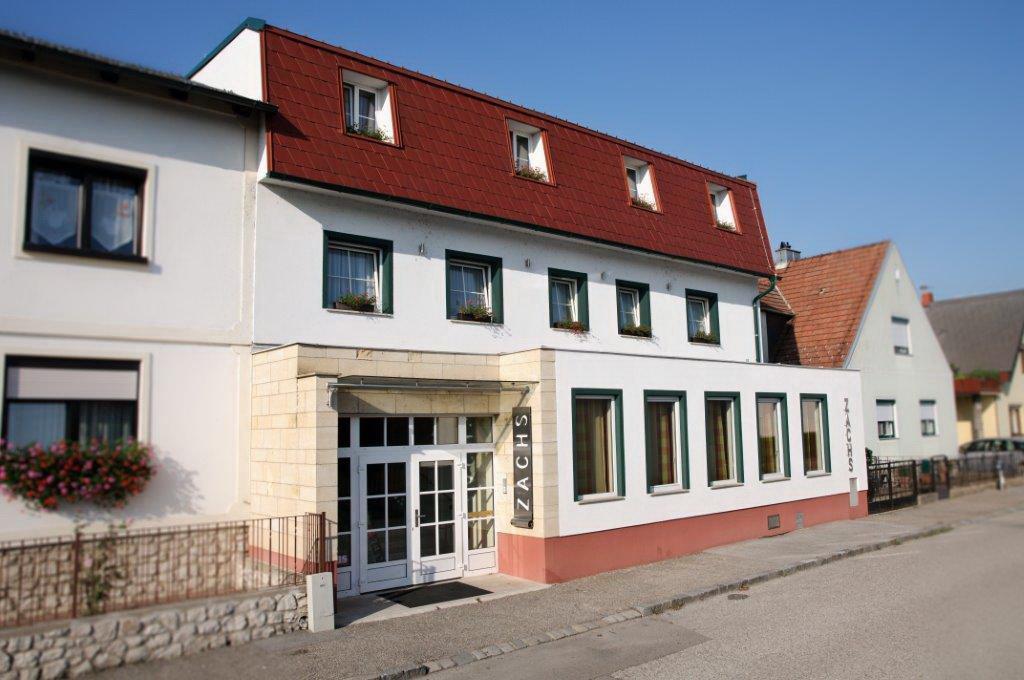 Hotel Zachs Sankt Margarethen im Burgenland Exterior foto